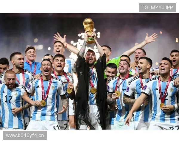 世界杯精彩对决落幕，国家队逆转胜利引发球迷狂欢 - 副本 - 副本